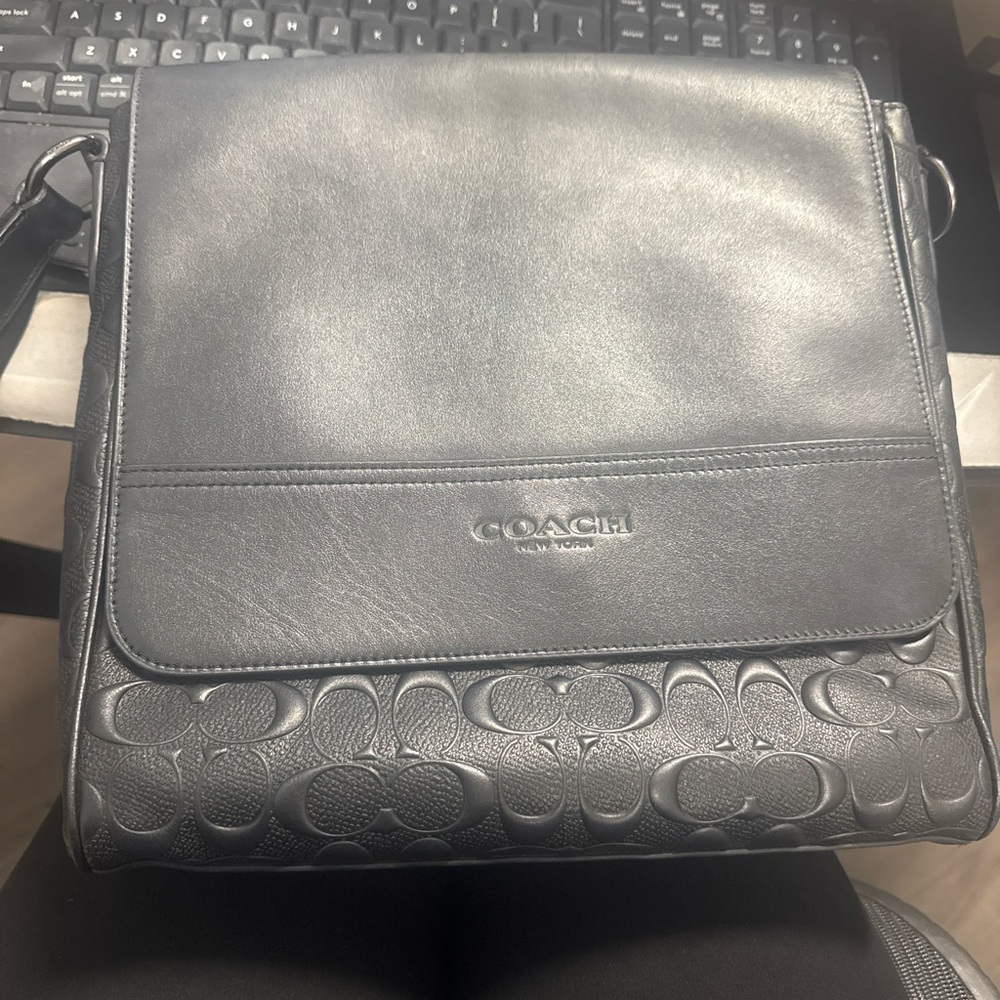 Authentic Coach Charlie Messenger bag